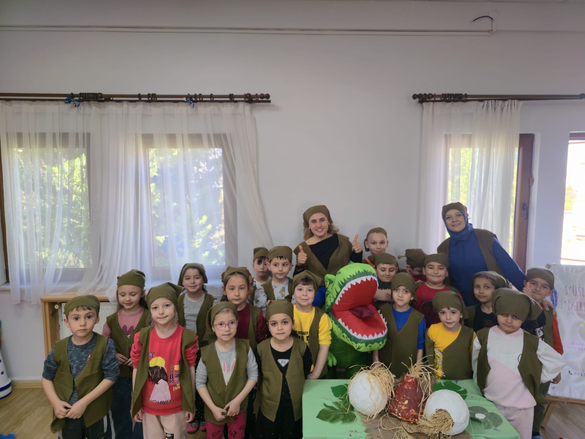 Es Çocuk Evi̇’nde Renkli̇ Atölye (1)