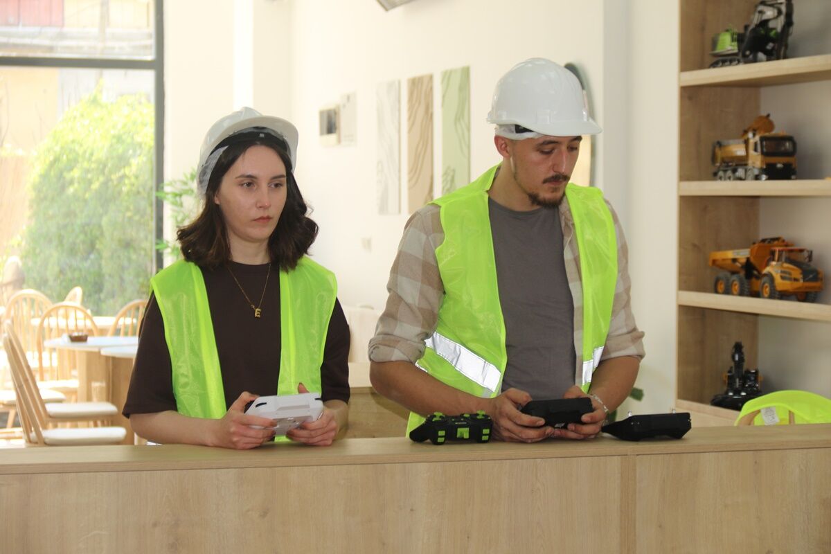 İş Maki̇nesi̇ (2)