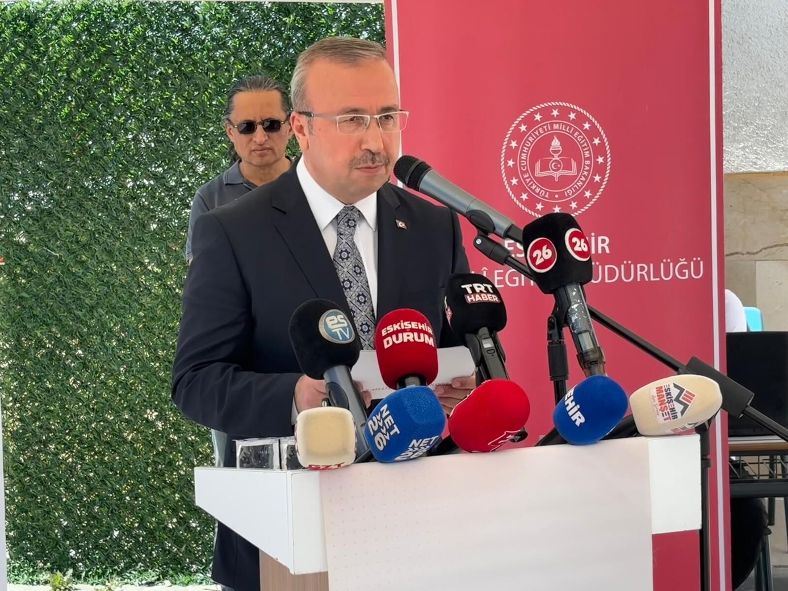 A Ç I L8 I Ş