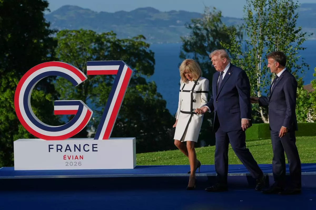 Trump-12