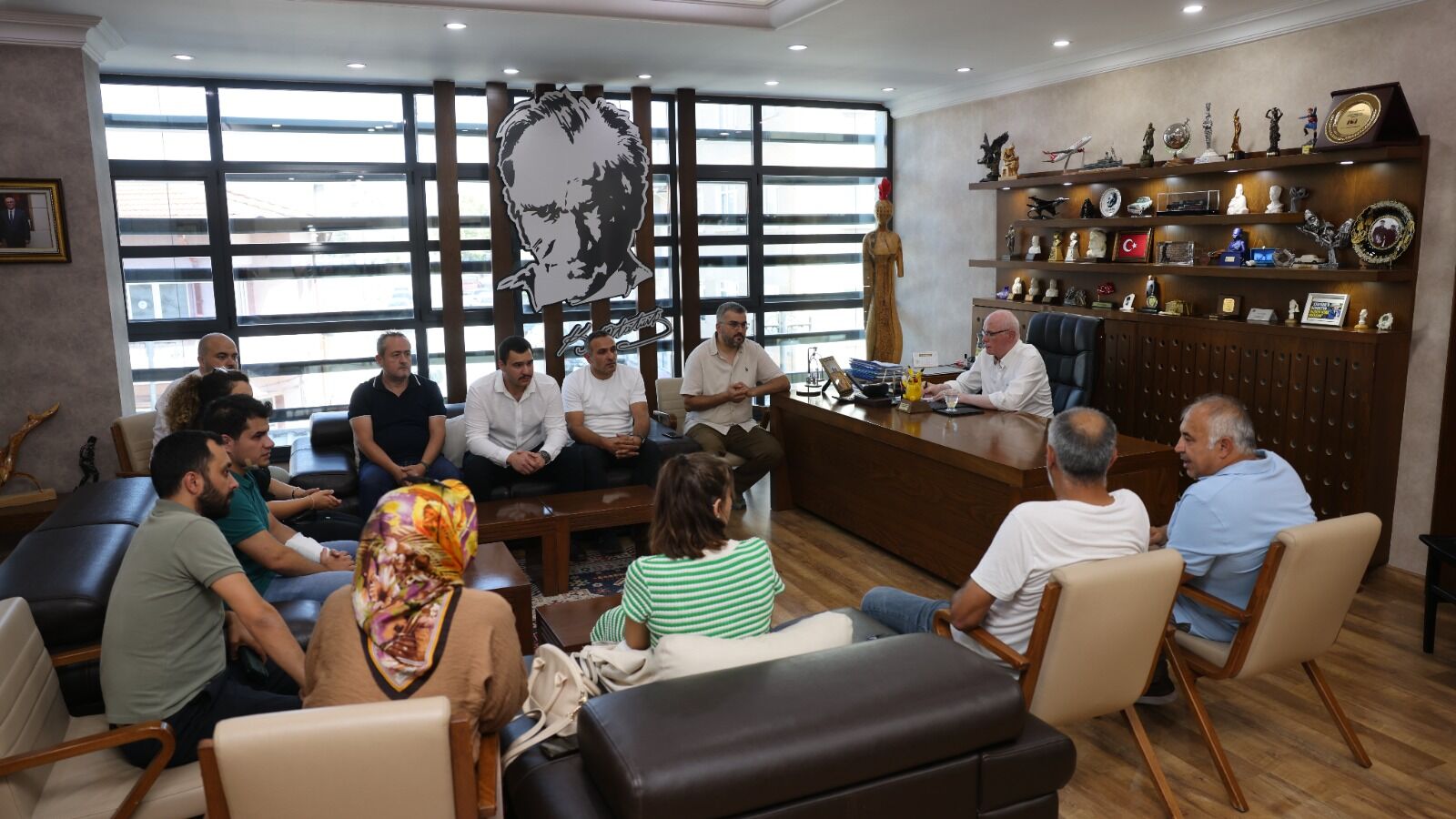 Başkan Kazım Kurt Kocakır Toki̇ Hak Sahiplerini Dinledi (4)
