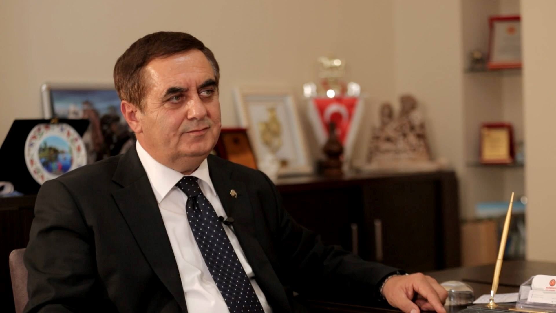 Mahmudiye Belediye Başkanı İshak Doğan CHP’den istifa etti