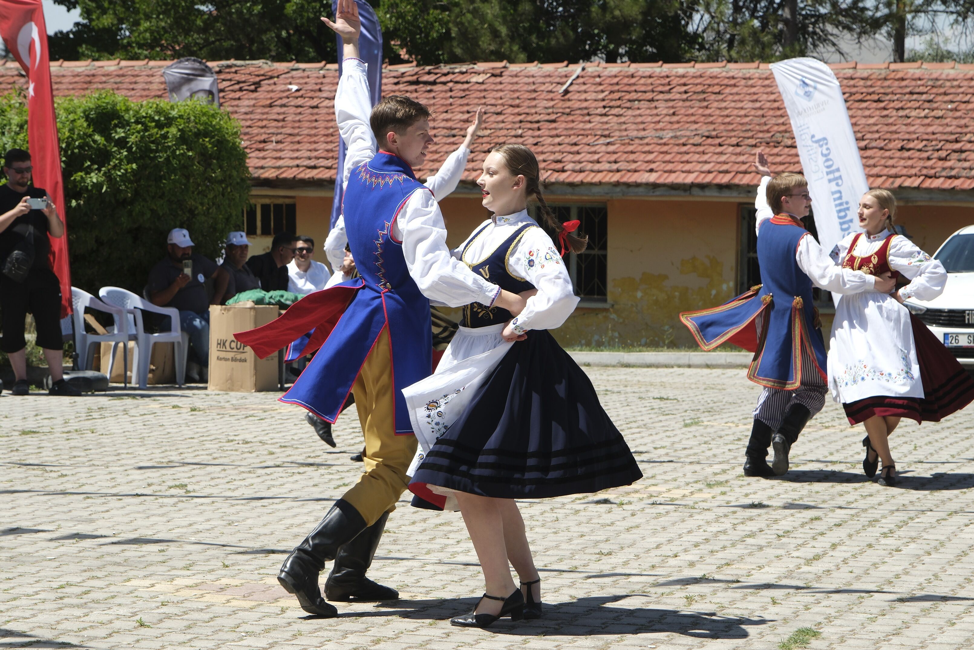 Muhteşem Festi̇valde Göle Maya Çalindi (7)