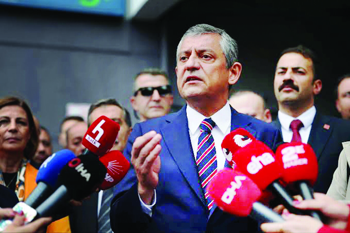 Özgür-12