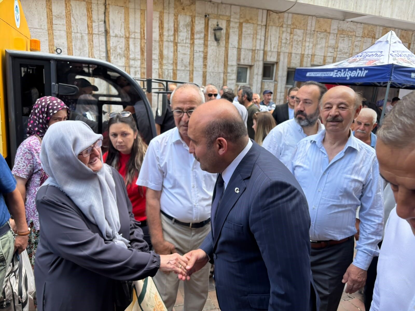 Ak Parti̇ (1)-4