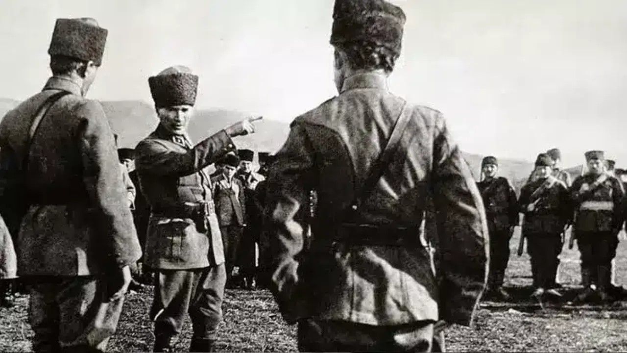Atatürk-25