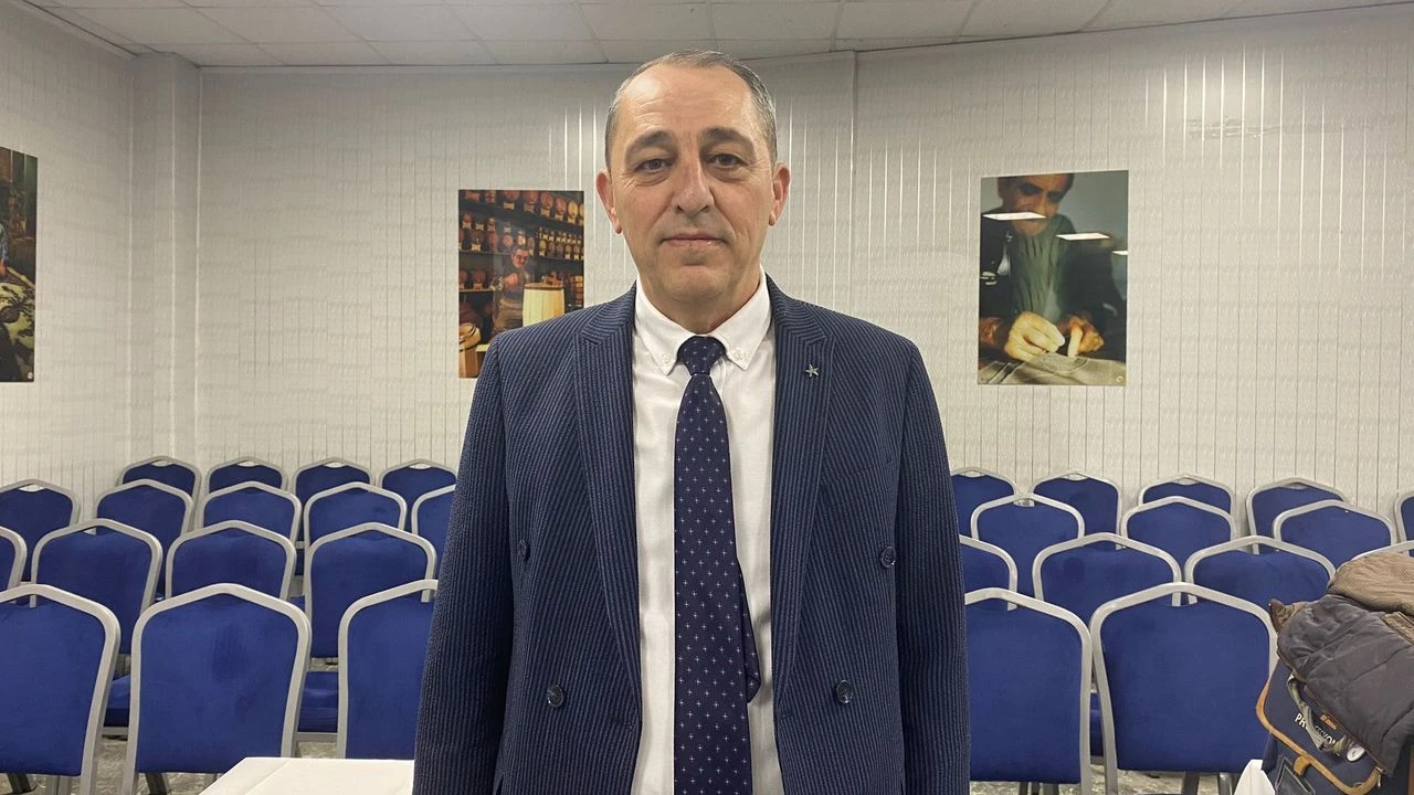 Hayretti̇n Nam-1