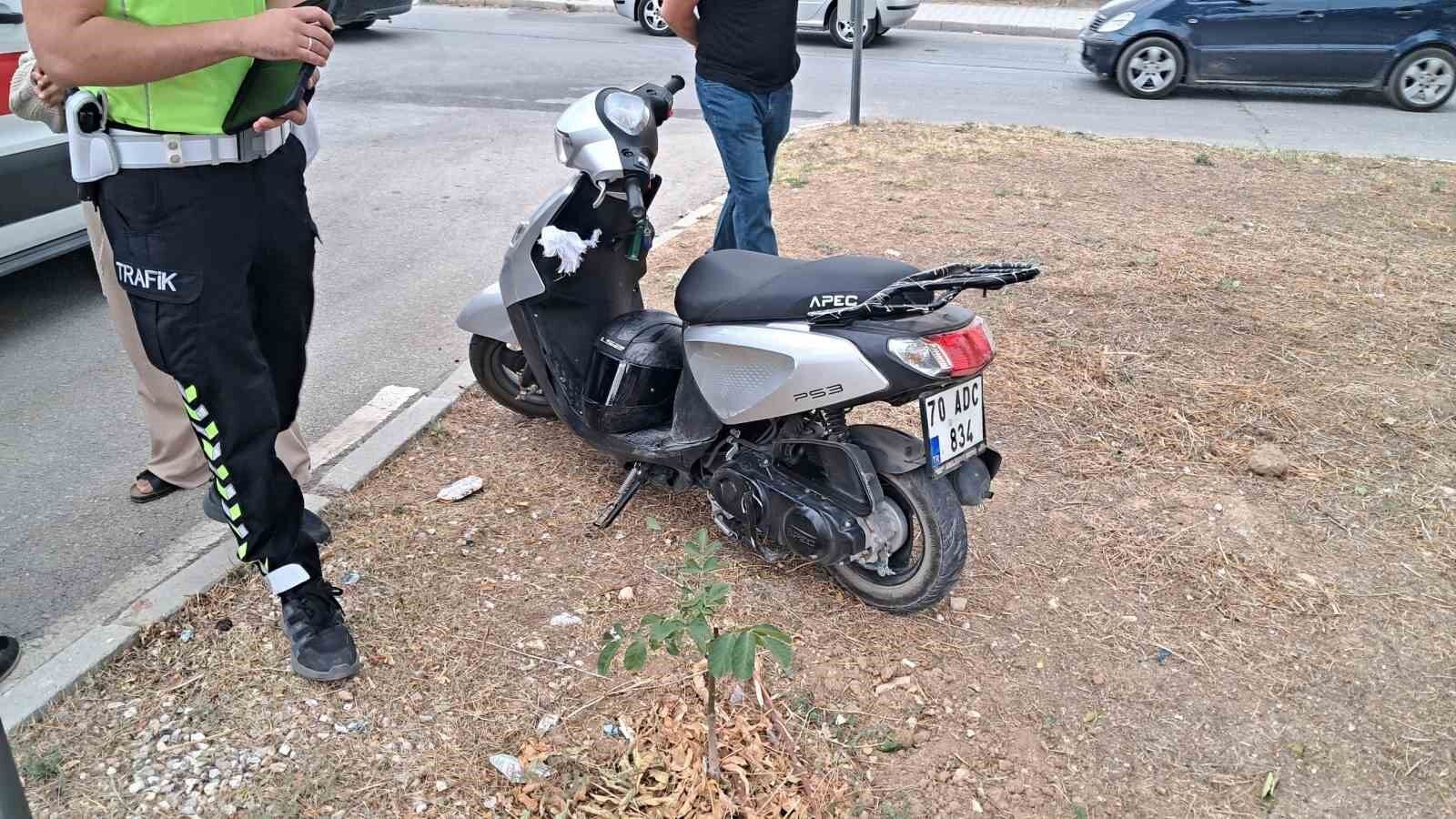 Otomobille çarpışan motosikletli yaralandı