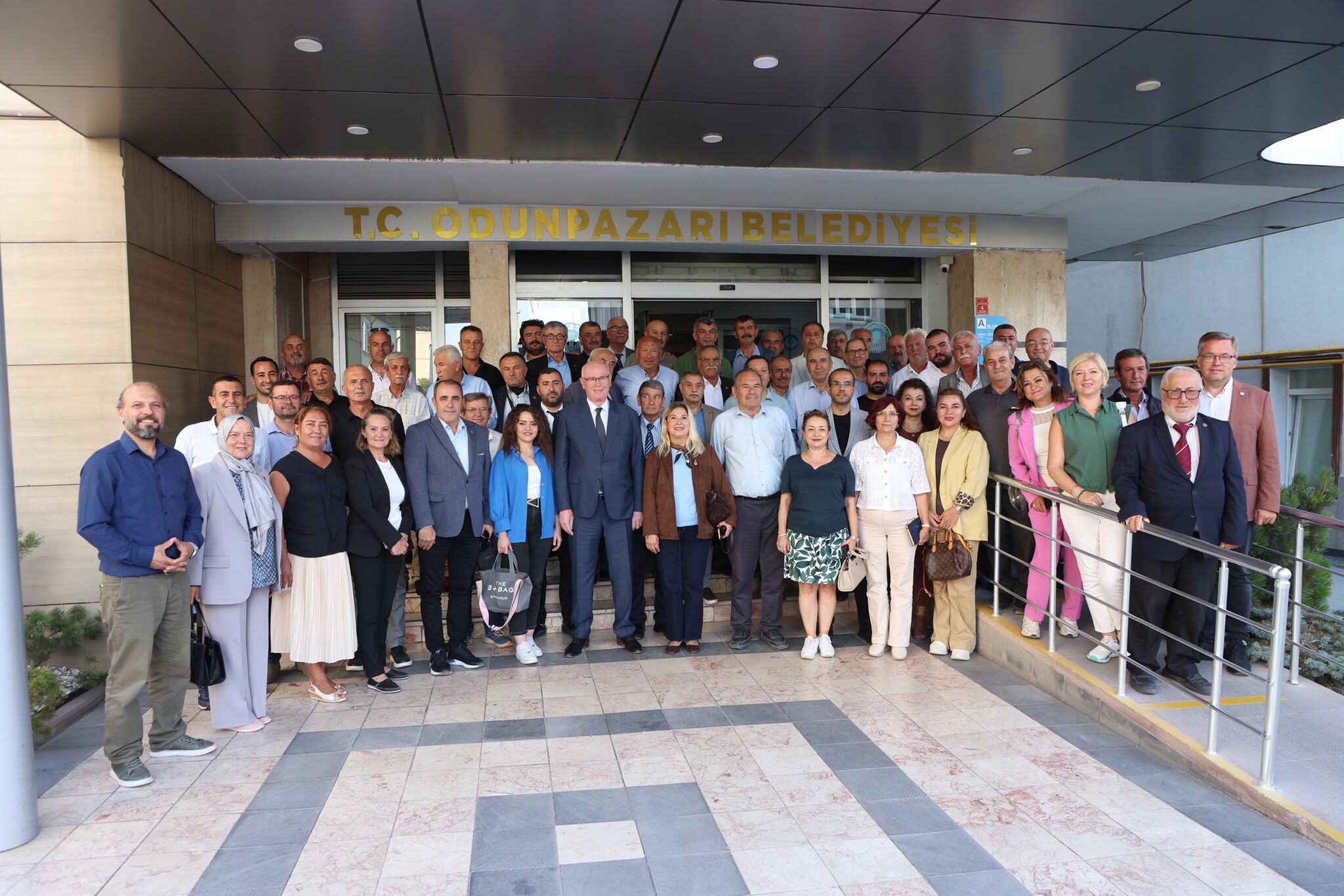 Başkan Kurt: “Muhtarlarımızla her ay toplanmak istiyoruz”