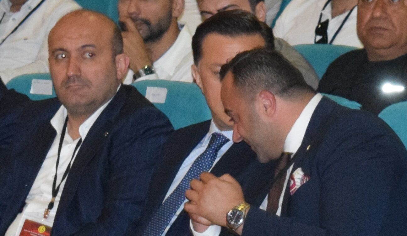 Ceketini alıp gidersin ona göre…