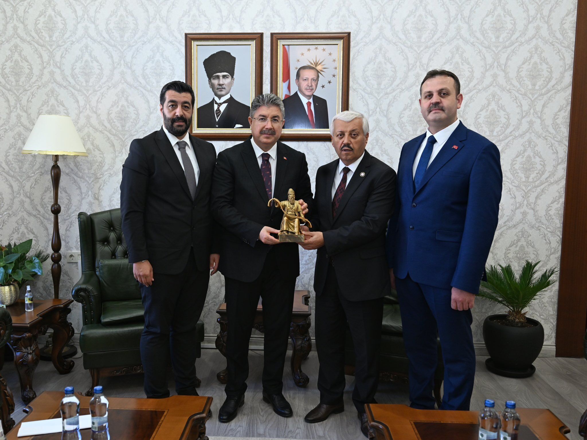 Esnaf temsilcilerinden Vali Yılmaz’a Ahilik Haftası ziyareti