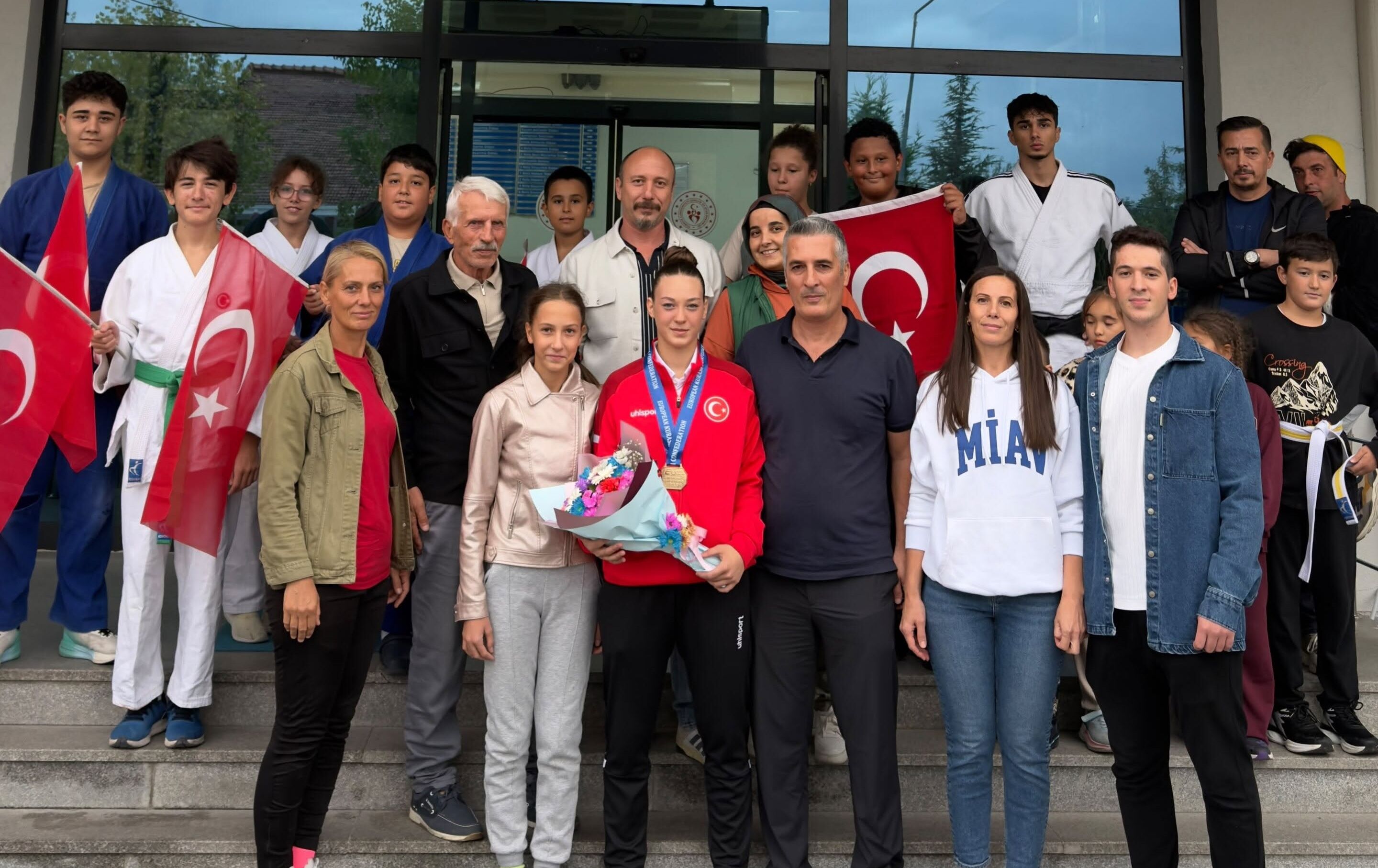Coşkulu karşılama