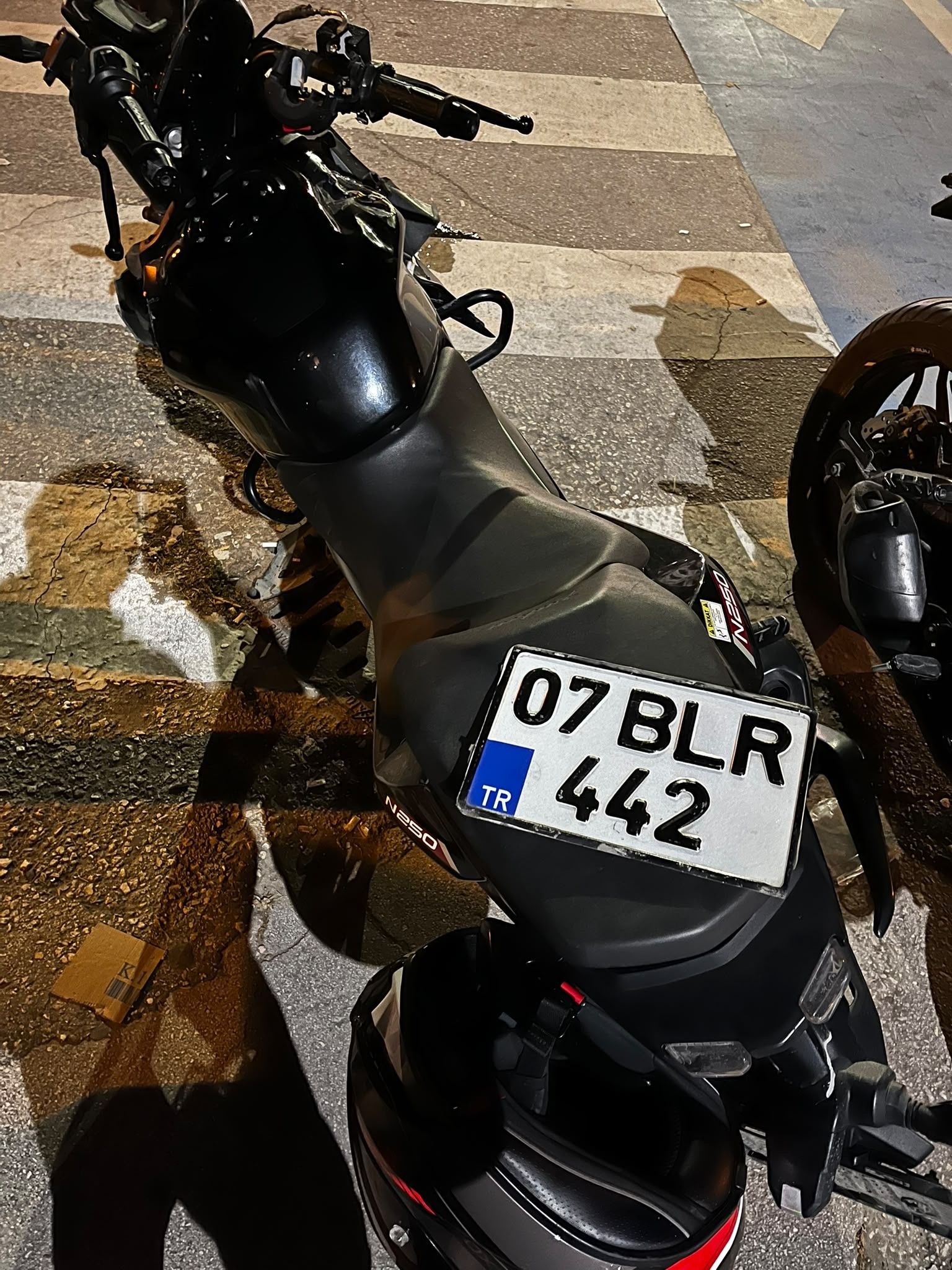A W811454 03