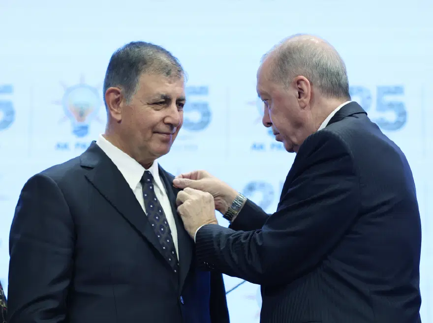 Cemil Tugay AK Parti’ye katıldı